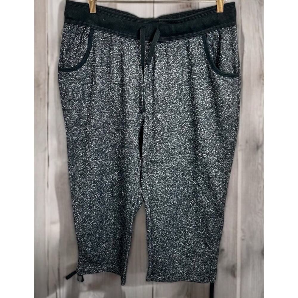 Bobbie Brooks Black Crop Sweatpants Sz 1X Ruched Leg Bottoms Drawstring Waist
